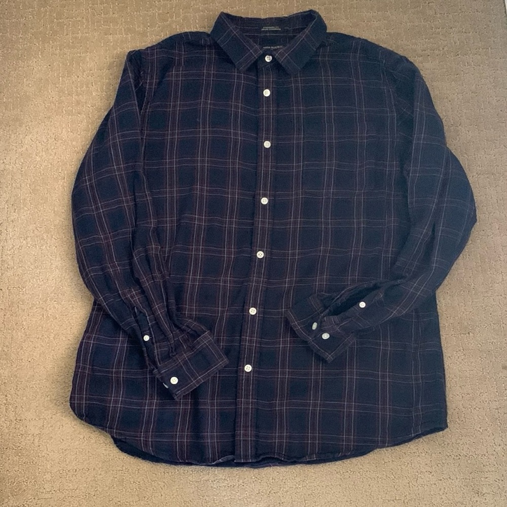Banana Republic Men's Navy Plaid Shirt